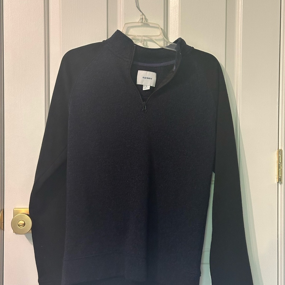 Old Navy Men’s Black Sweater